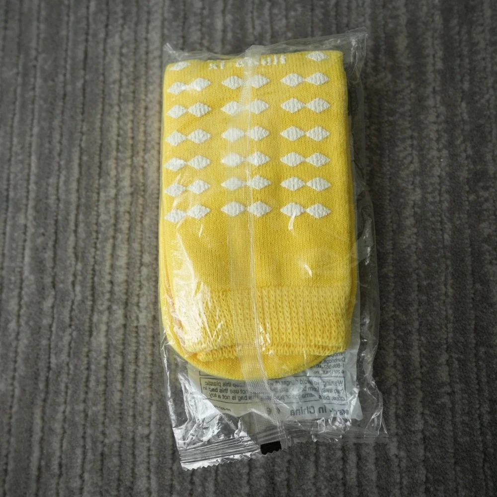 Pillow Paws No Slip Hospital‎ Patient Socks Yellow Risk Alert Yellow Adult XL 3